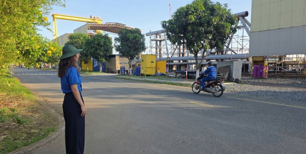 Hình ảnh Đoàn Thanh Niên trong hoạt động tuyên truyền an toàn tại PV Shipyard