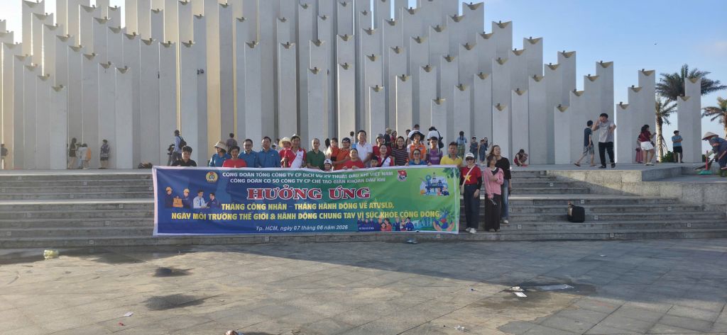 Cán bộ và người lao động PV Shipyard ra quân hưởng ứng Tháng Công nhân, Tháng hành động về ATVSLĐ và Ngày Môi trường Thế giới